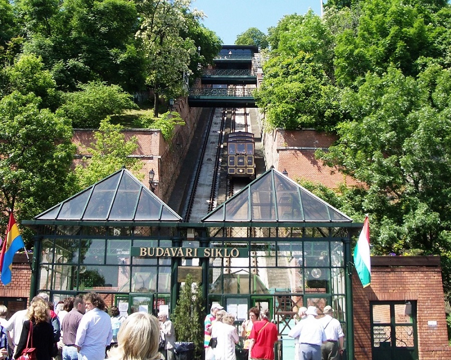 Будапешт, Clark Ádám tér, ?