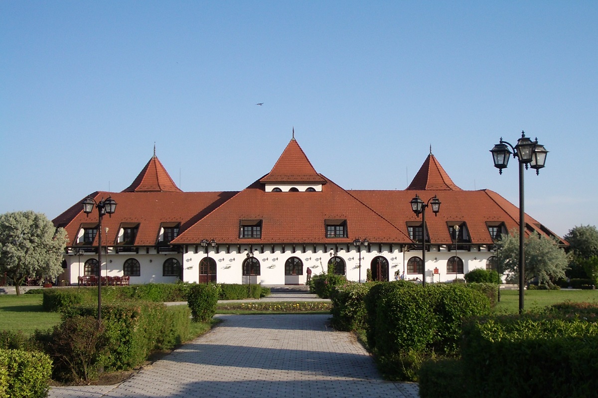 Хортобадь, Hortobagy-Mata