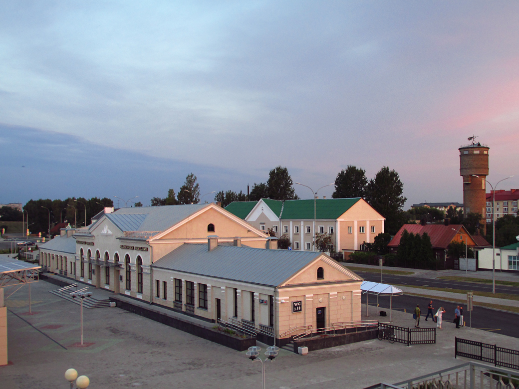 Брест, Привокзальная площадь, 1