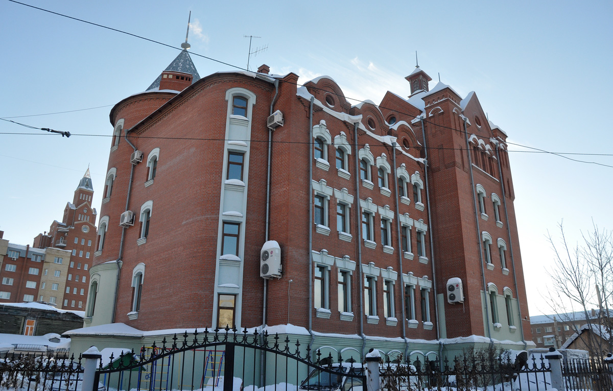 Омск, Улица Маршала Жукова, 51/1