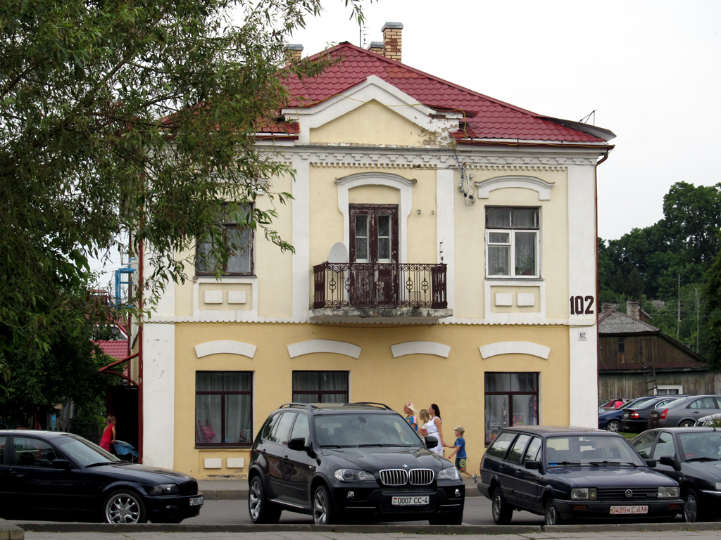 Ошмяны, Советская улица, 102