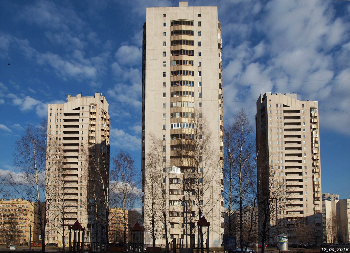 Санкт-Петербург, Площадь Льва Мациевича, 2