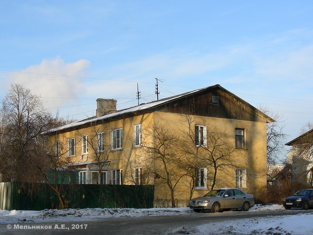 Нижний Новгород, Улица Героя Советского Союза Сафронова, 9