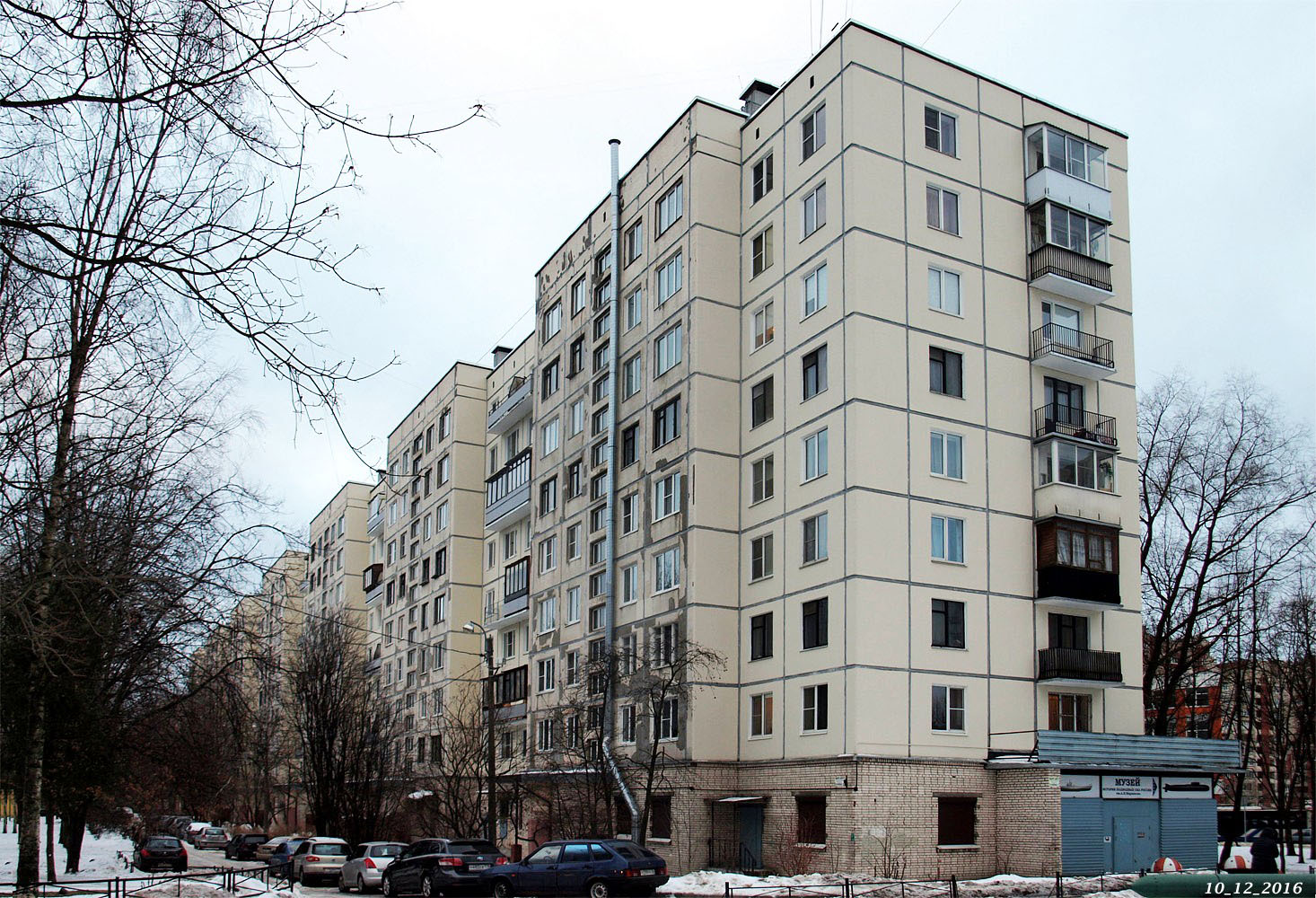 Petersburg, Кондратьевский проспект, 83 корп. 1