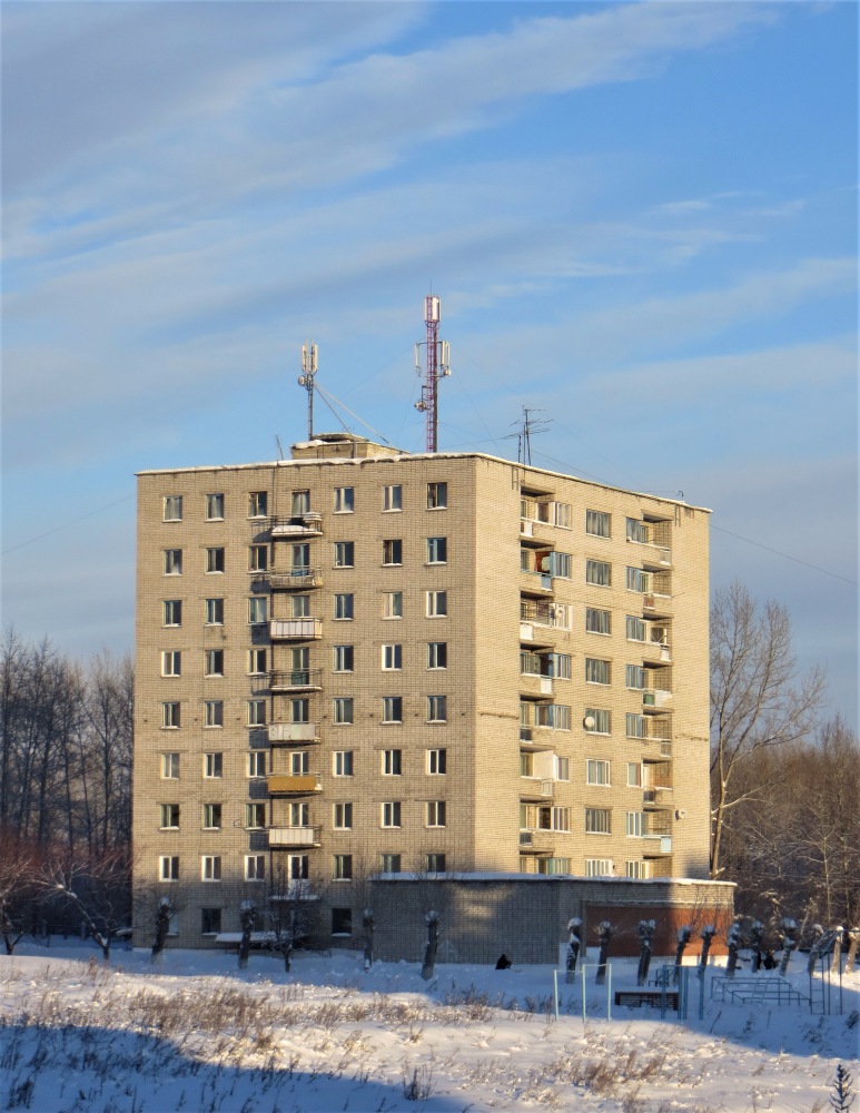 Краснотурьинск, Улица Рюмина, 15А*