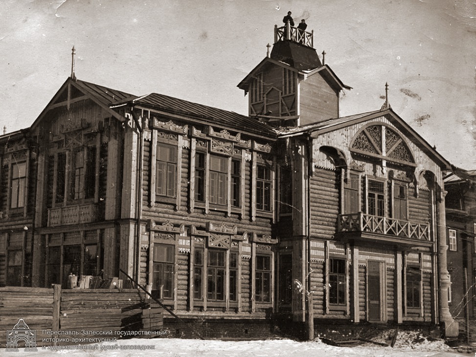 Переславль-Залесский, Улица Кардовского, 34. Резные орнаменты (кроме наличников)