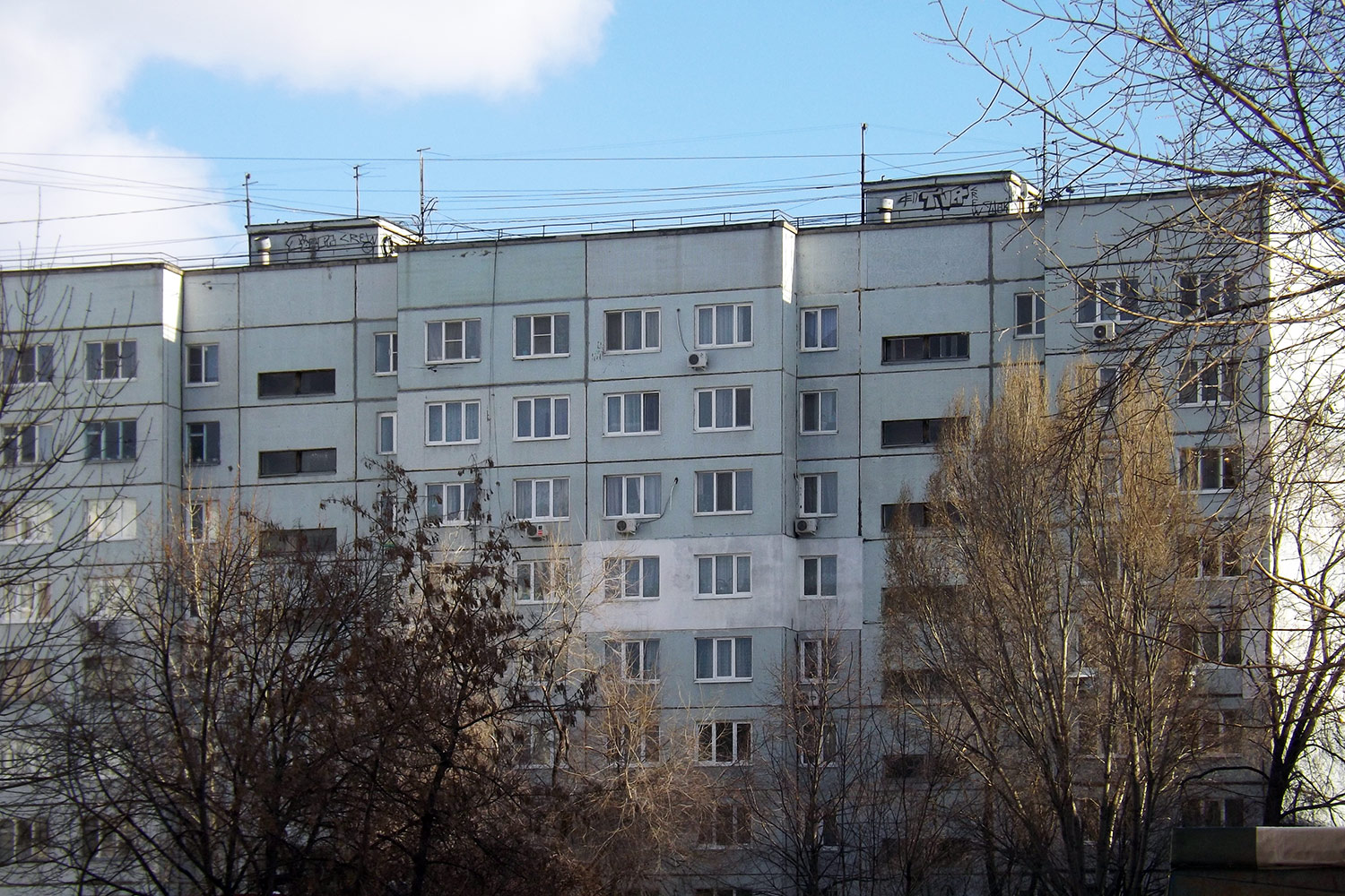 Samara, Улица Победы, 142 / Улица Металлистов, 15