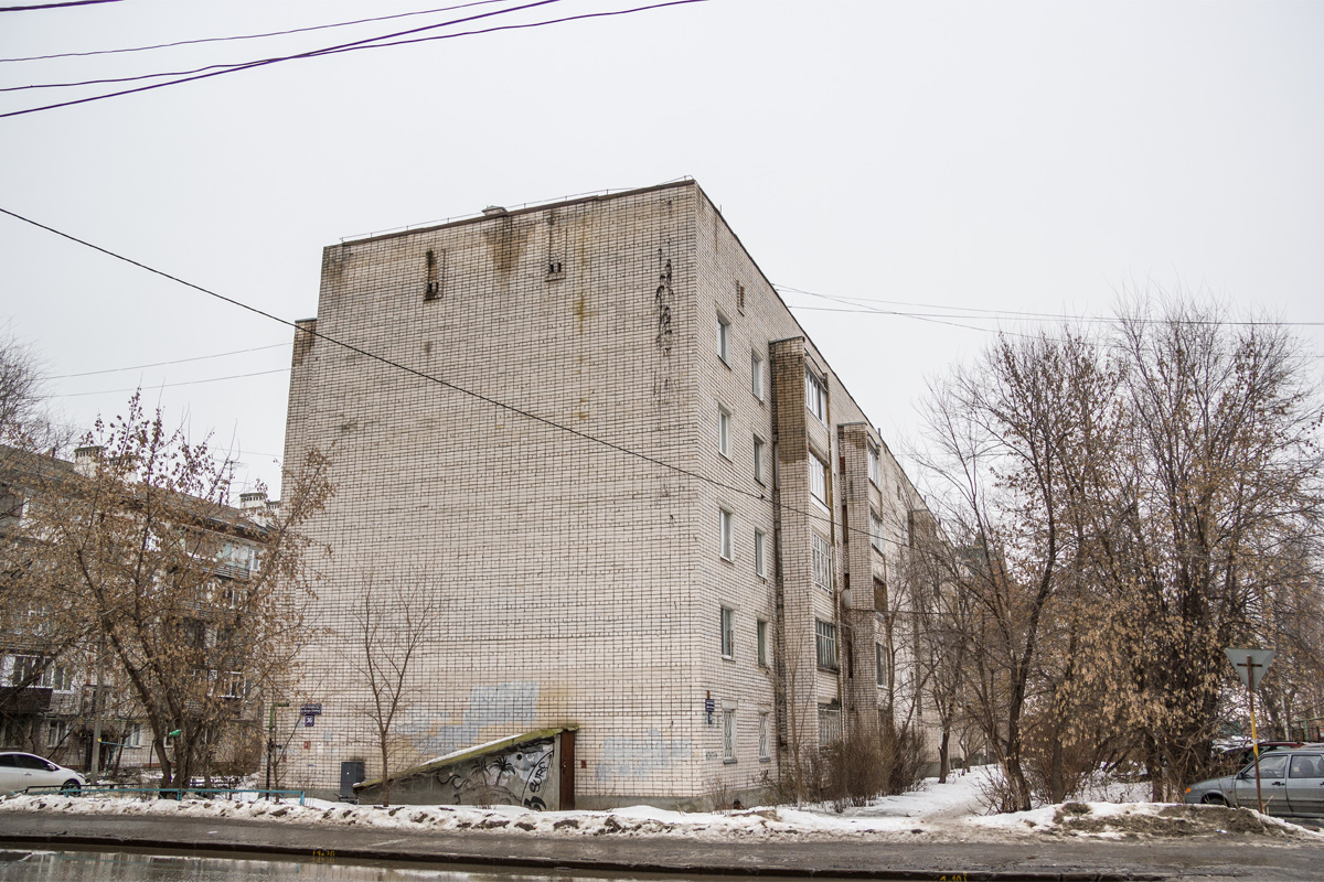 Казань, Улица Масгута Латыпова, 36