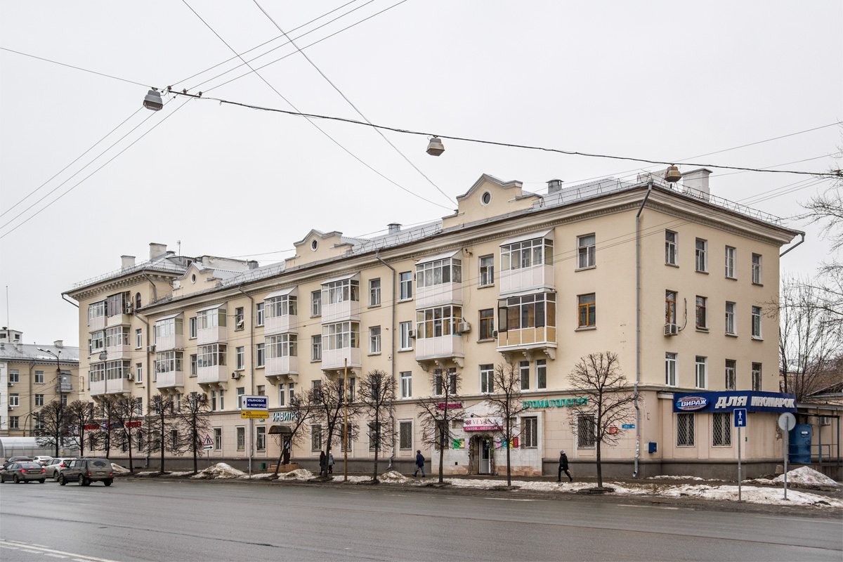 Казань, Улица Декабристов, 160 / Улица Восстания, 40