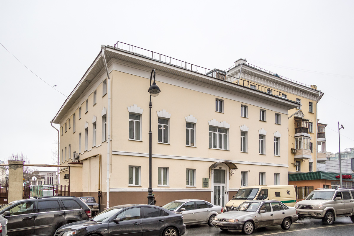 Казань, Улица Островского, 34 / Университетская улица, 4