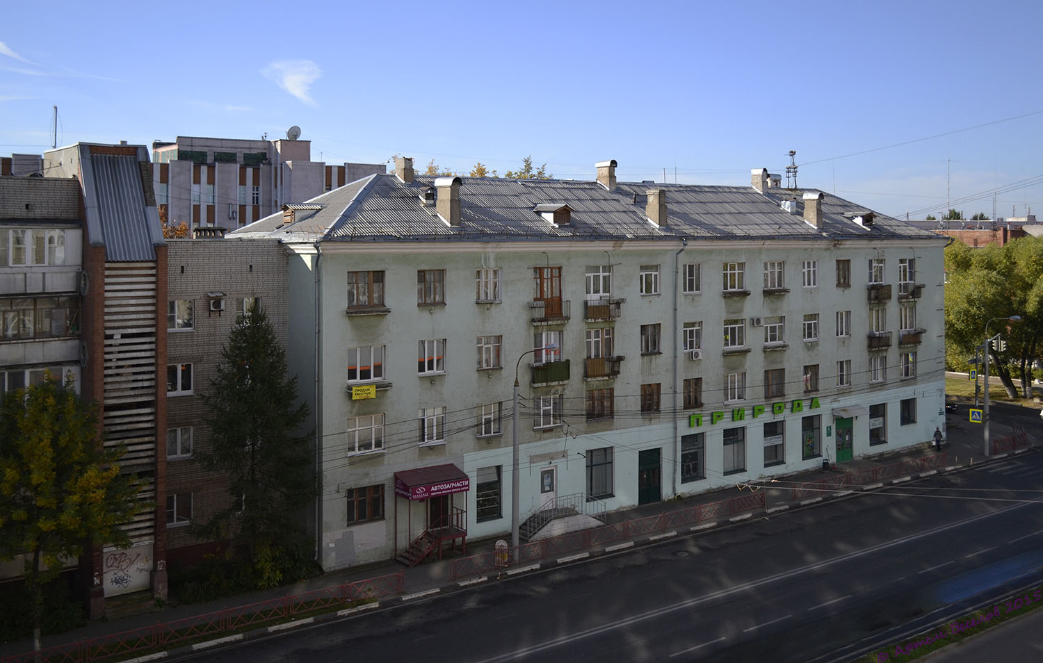 Ярославль, Большая Октябрьская улица, 83 / Улица Лисицына, 10