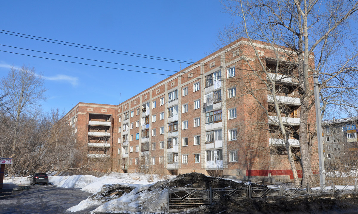 Омск, Краснознамённая улица, 10