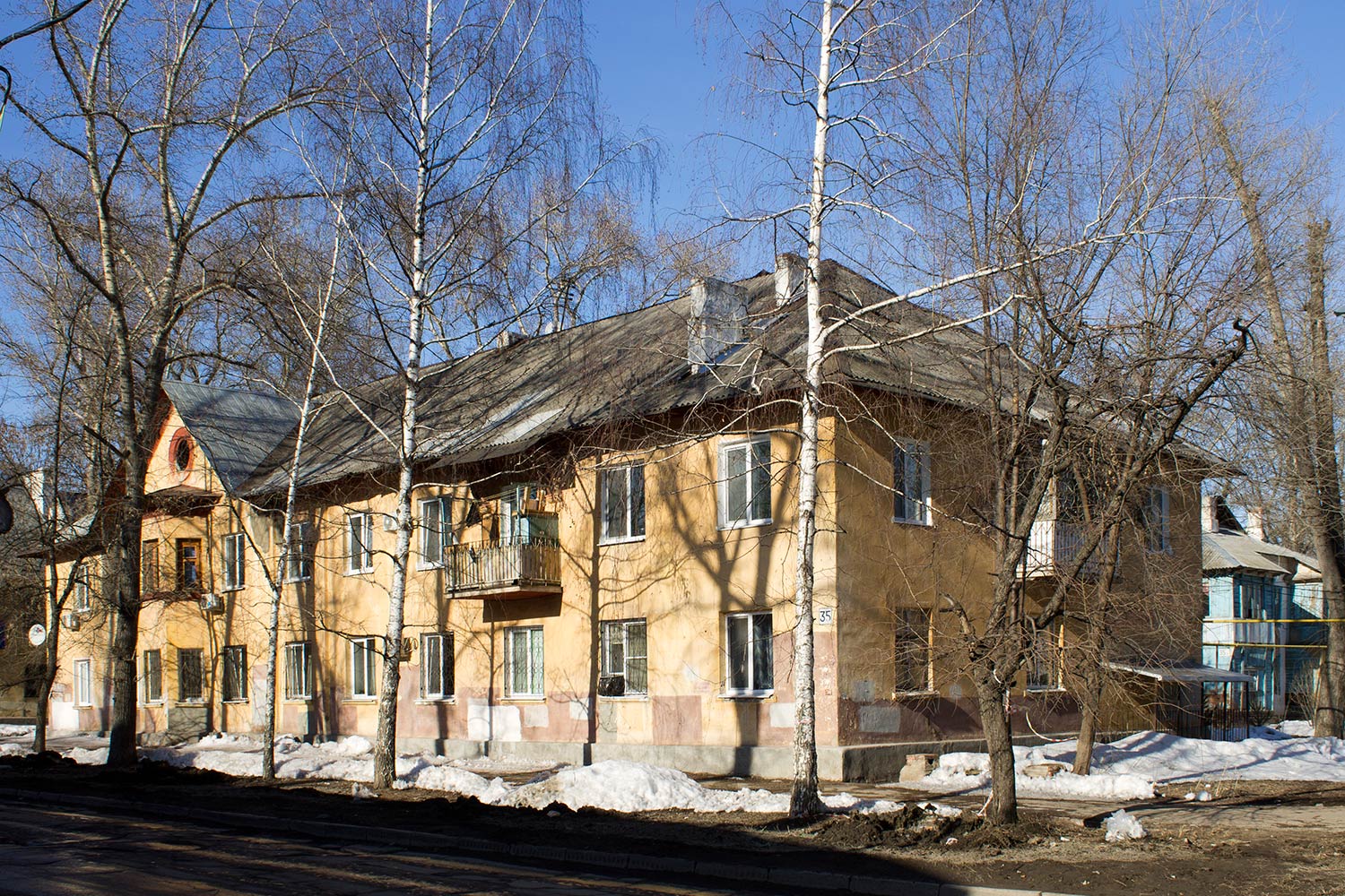 Samara, Улица Металлистов, 35