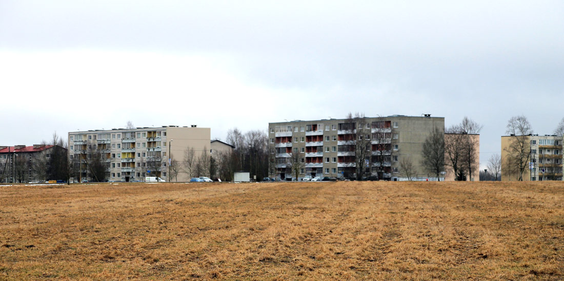 Кехра, Kooli, 4; Keskuse, 5