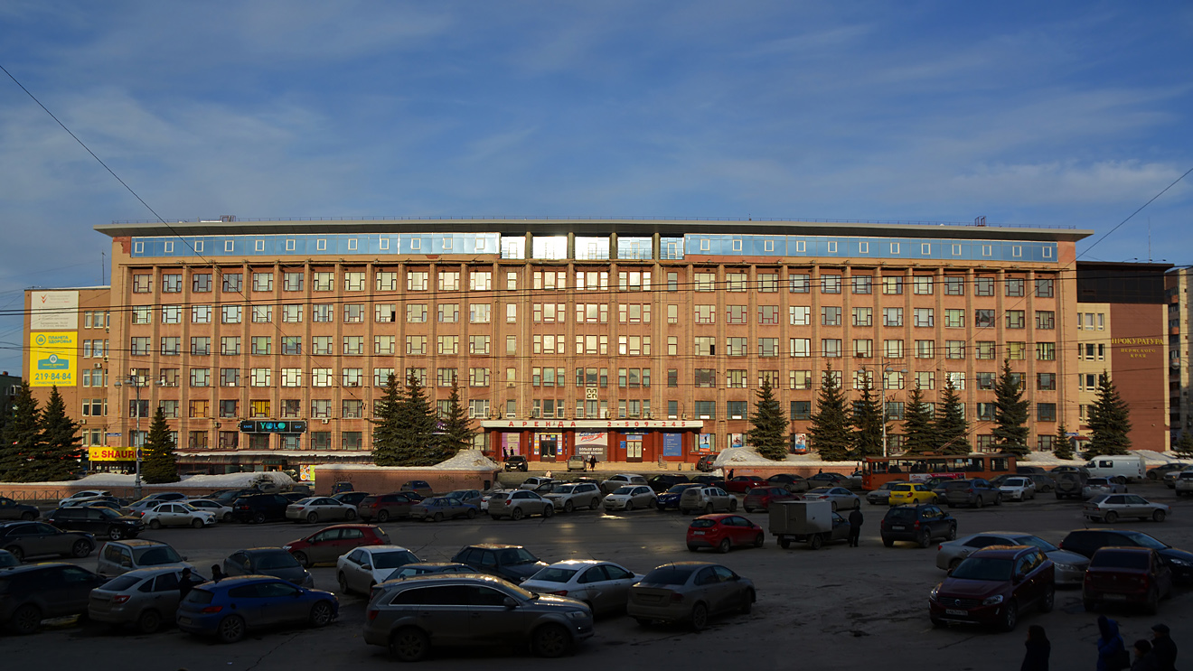 Пермь, Комсомольский проспект, 34