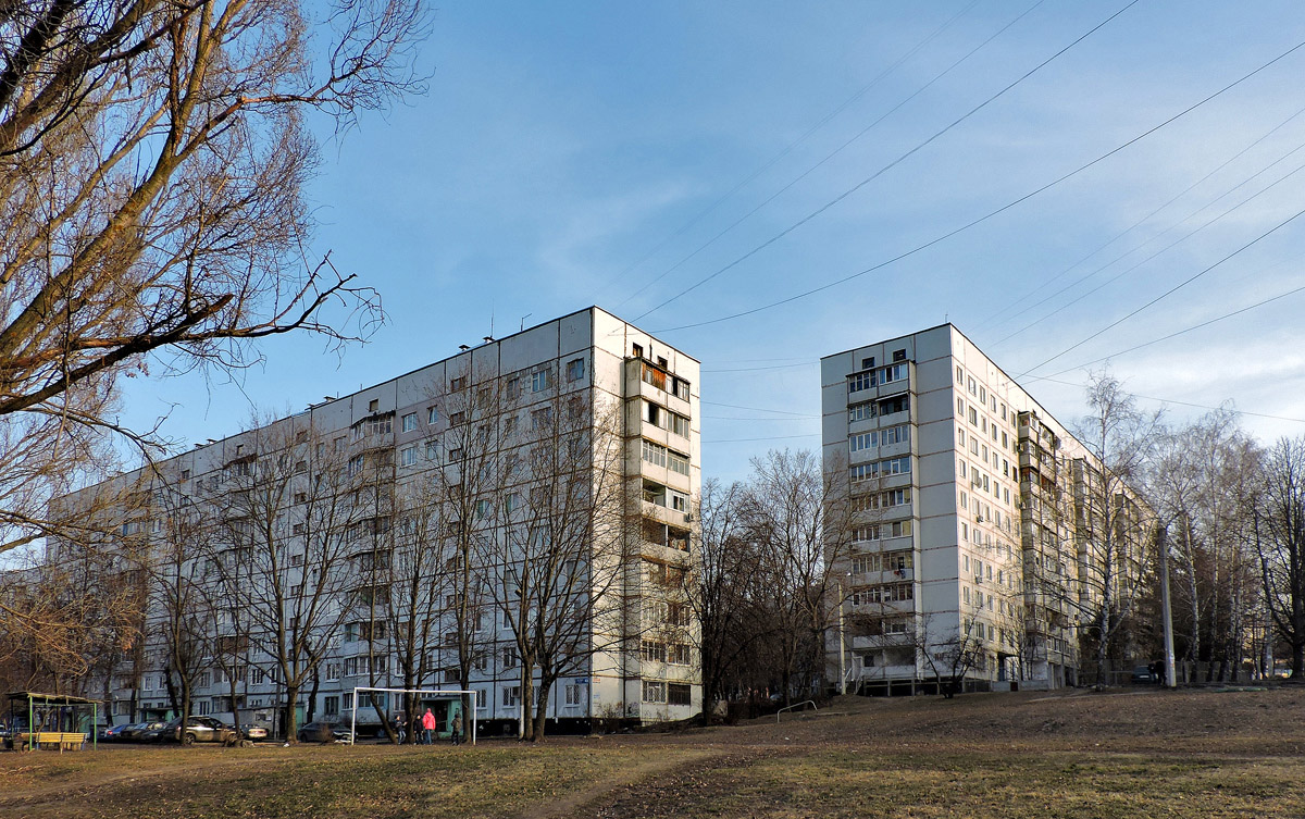 Харьков, Проспект Тракторостроителей, 107Б; Улица Бучмы, 40А