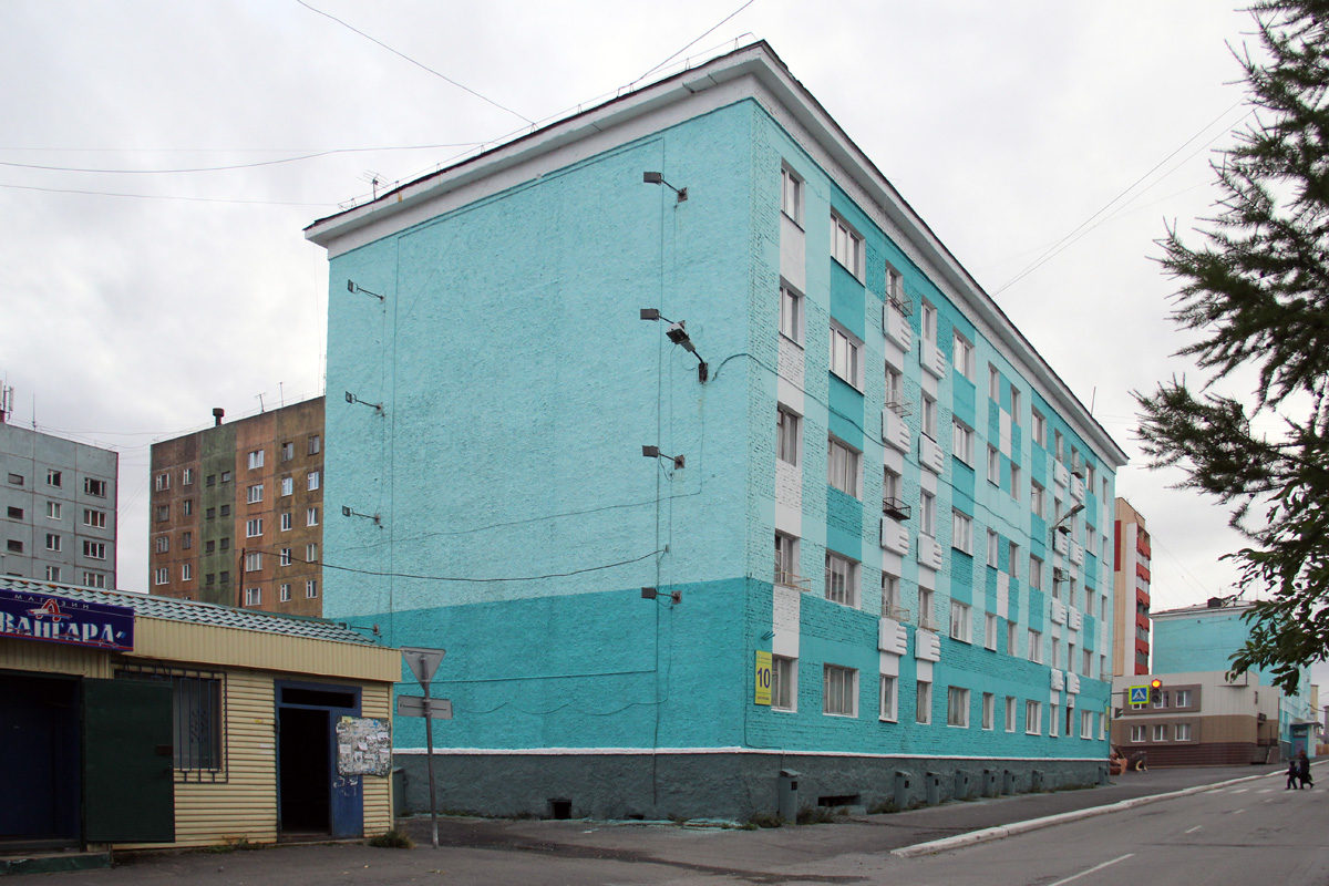 Дудинка, Улица Матросова, 10