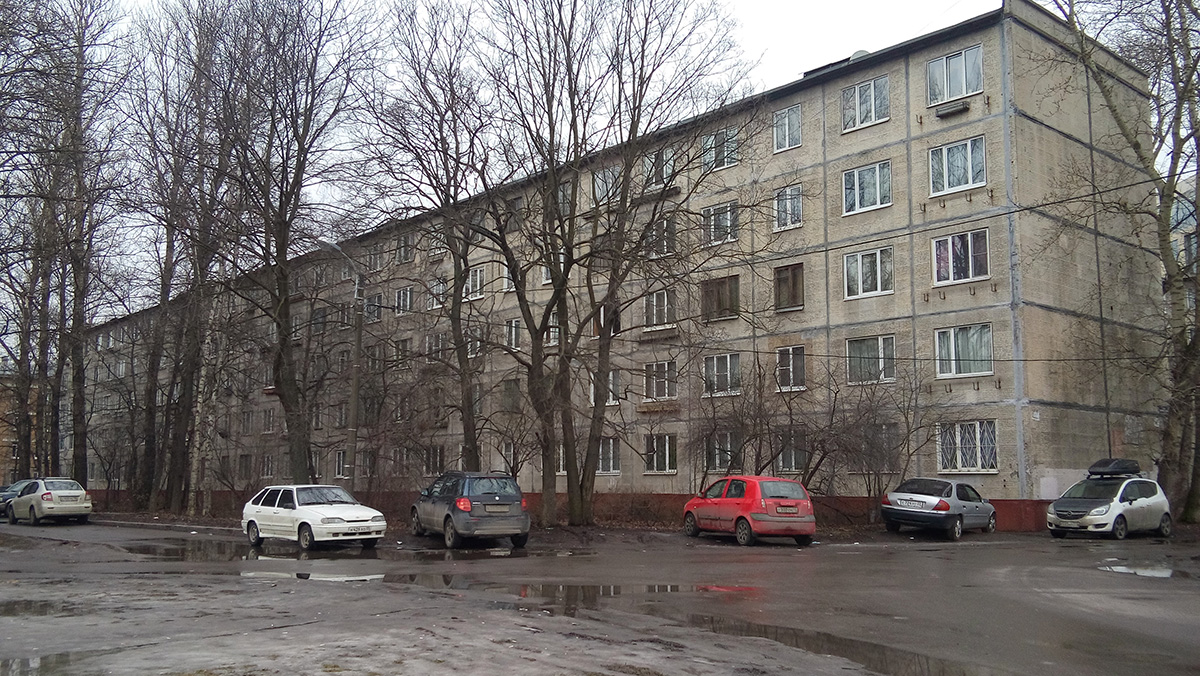 Saint Petersburg, Проспект Александровской Фермы, 13