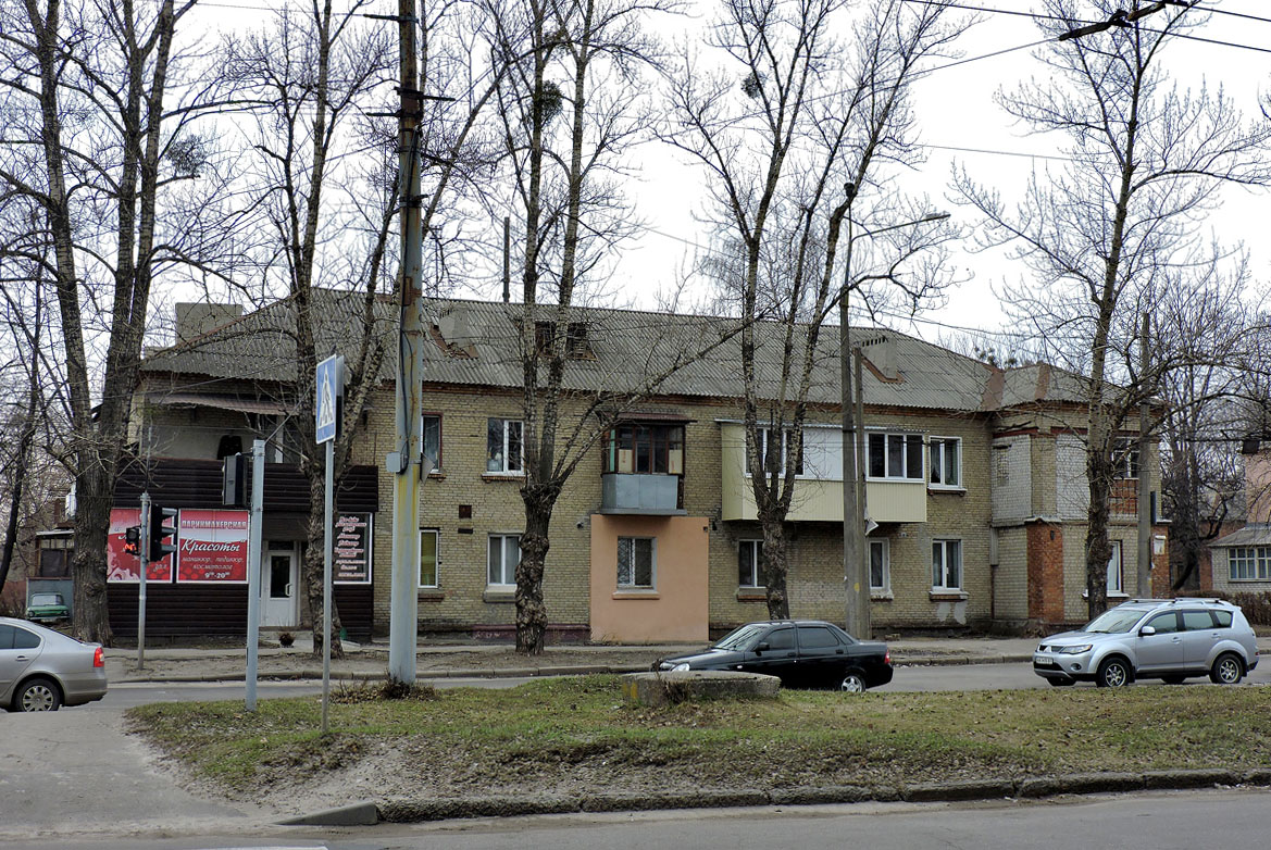 Харьков, Бульвар Богдана Хмельницкого, 40 / Улица Полины Осипенко, 2