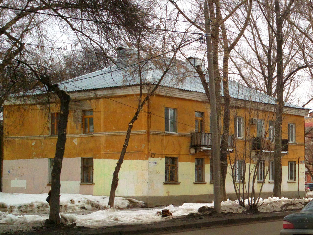 Самара, Революционная улица, 88 / Артёмовская улица, 10