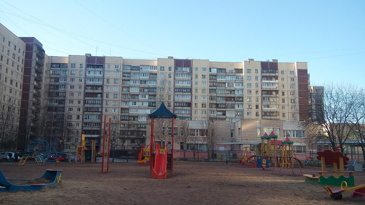 Санкт-Петербург, Шлиссельбургский проспект, 8 корп. 2; Шлиссельбургский проспект, 8 корп. 3