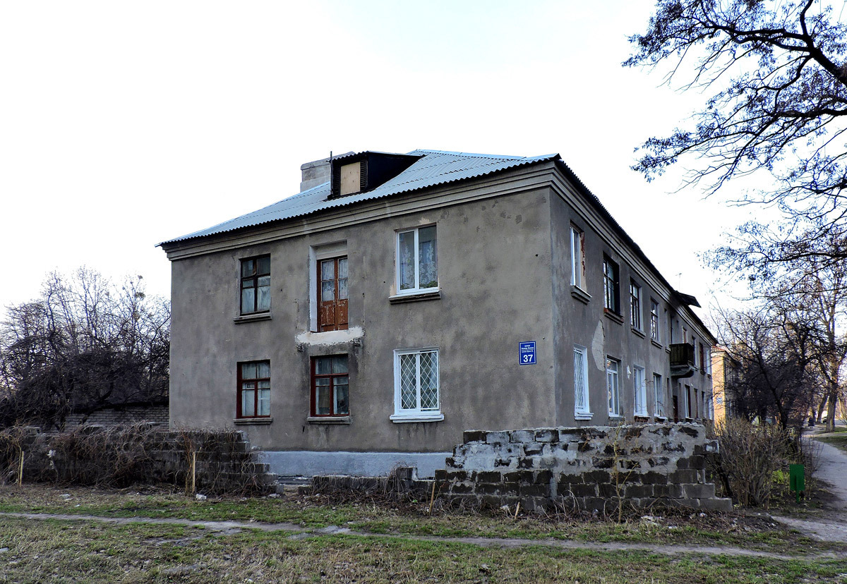 Харьков, Улица Леонида Быкова, 37