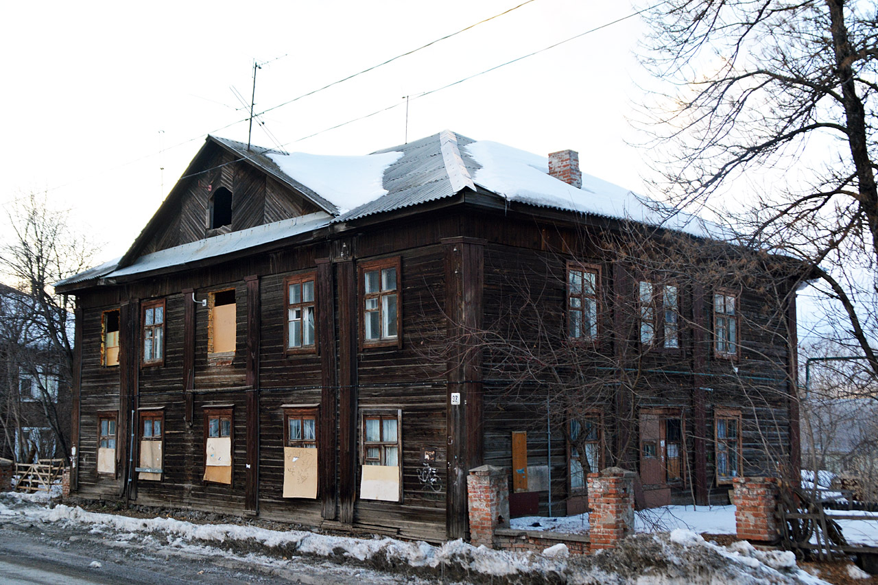 Пермь, Улица Космонавта Беляева, 38