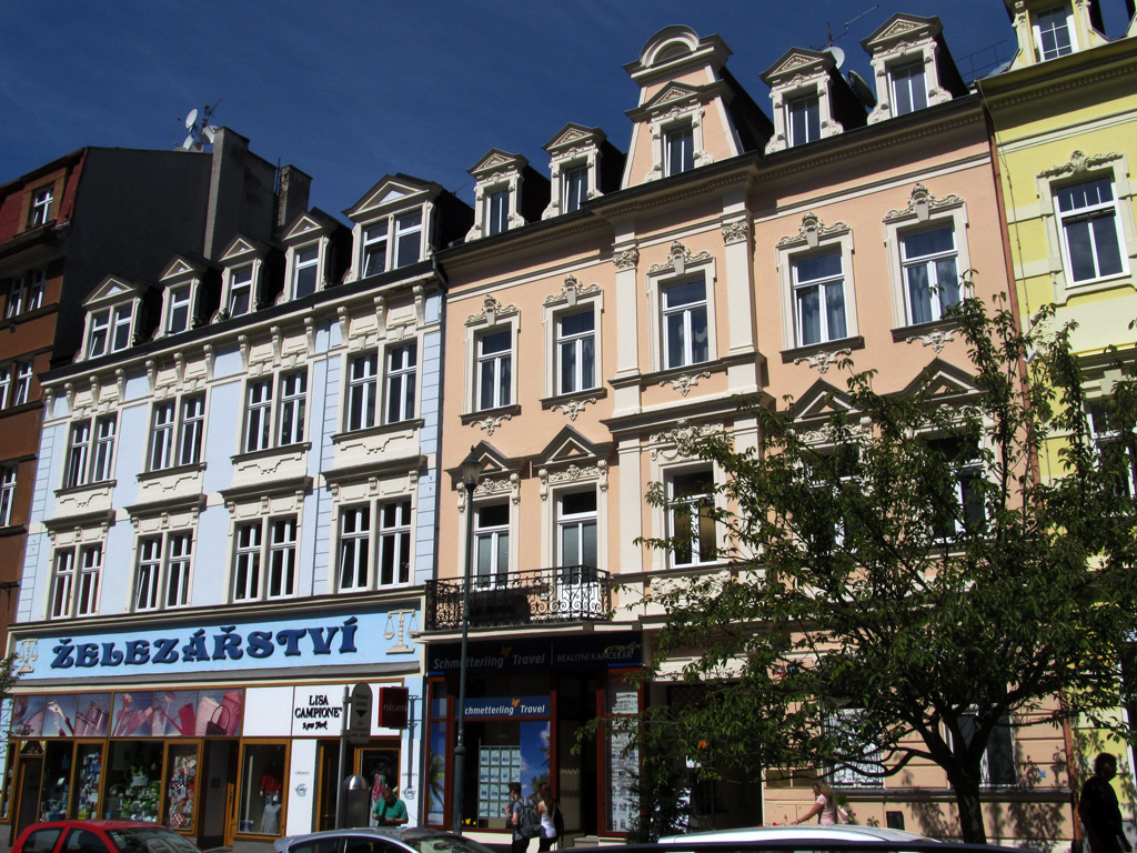 Карловы Вары, Moskevská, 12; Moskevská, 14