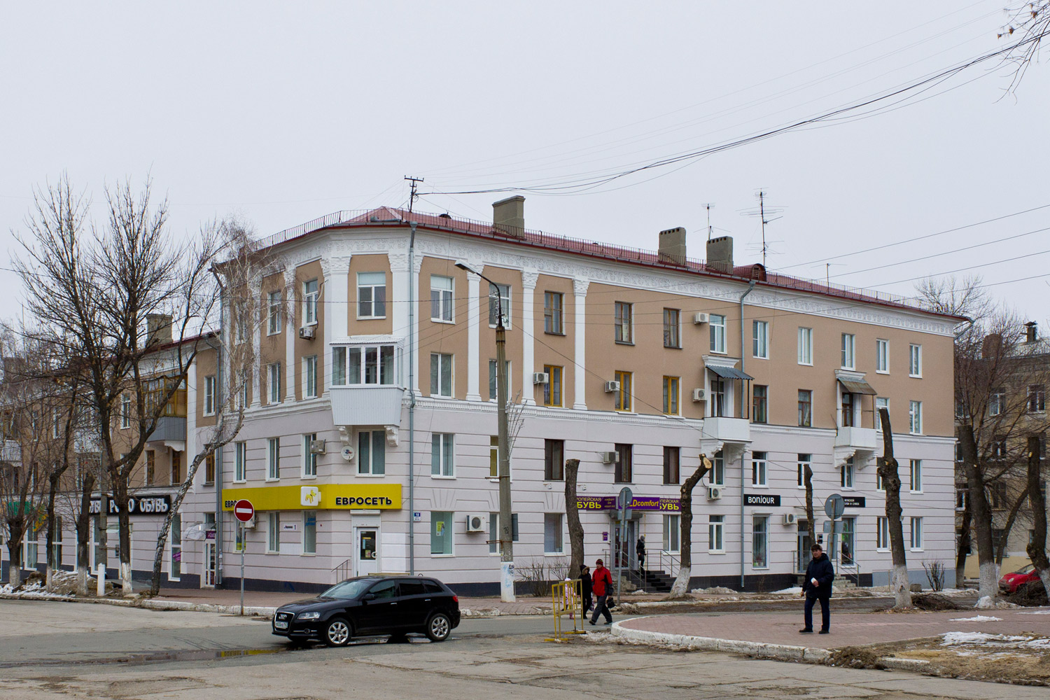 Новокуйбышевск, Улица Фрунзе, 18