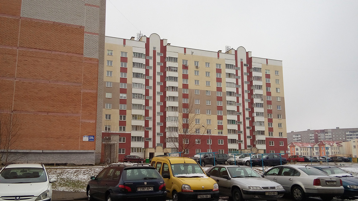 Новополоцк, Молодёжная улица, 184а
