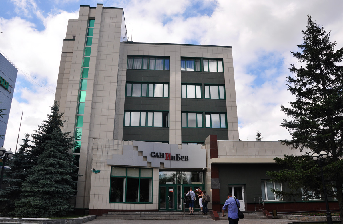 Омск, Улица Багнюка, 2