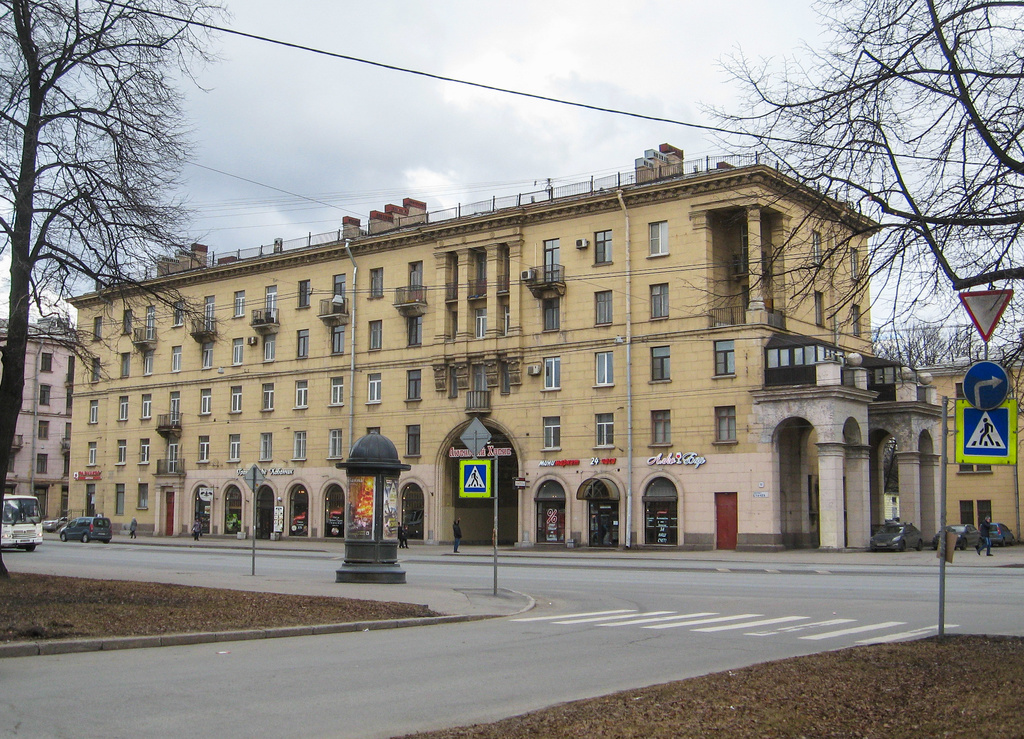 Санкт-Петербург, Проспект Стачек, 32