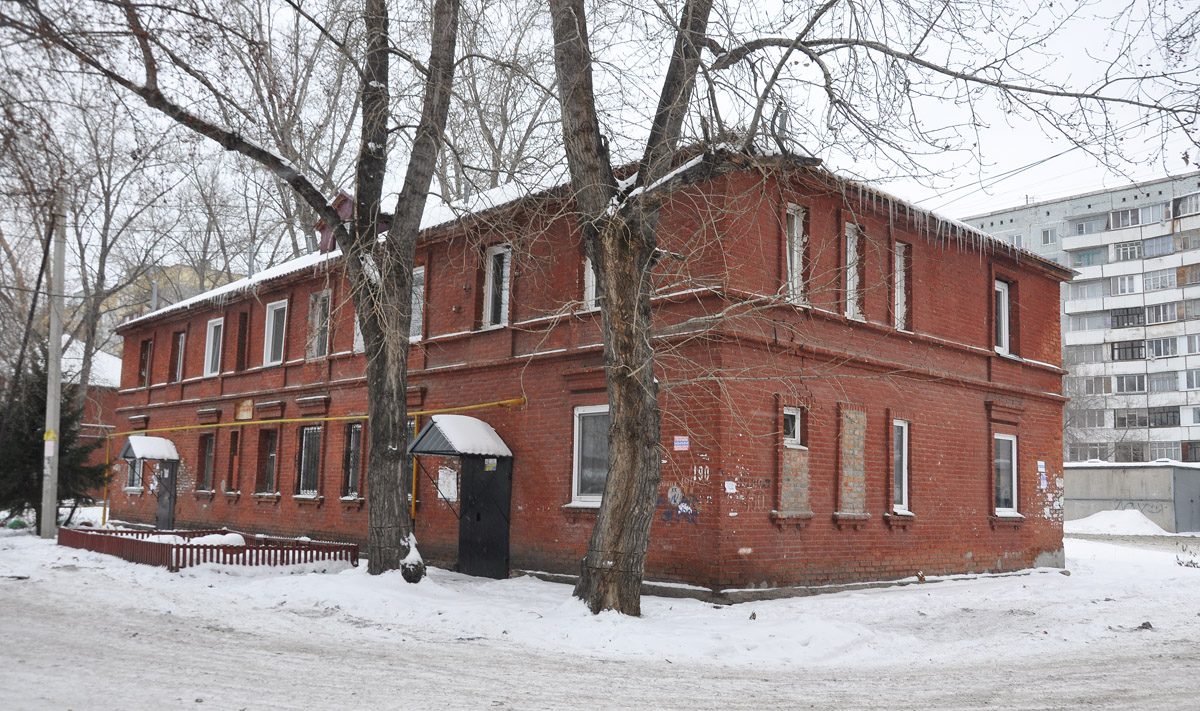Омск, Улица 16-я линия, 190