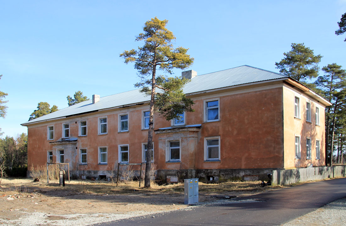 Эмари, Lennu, 10