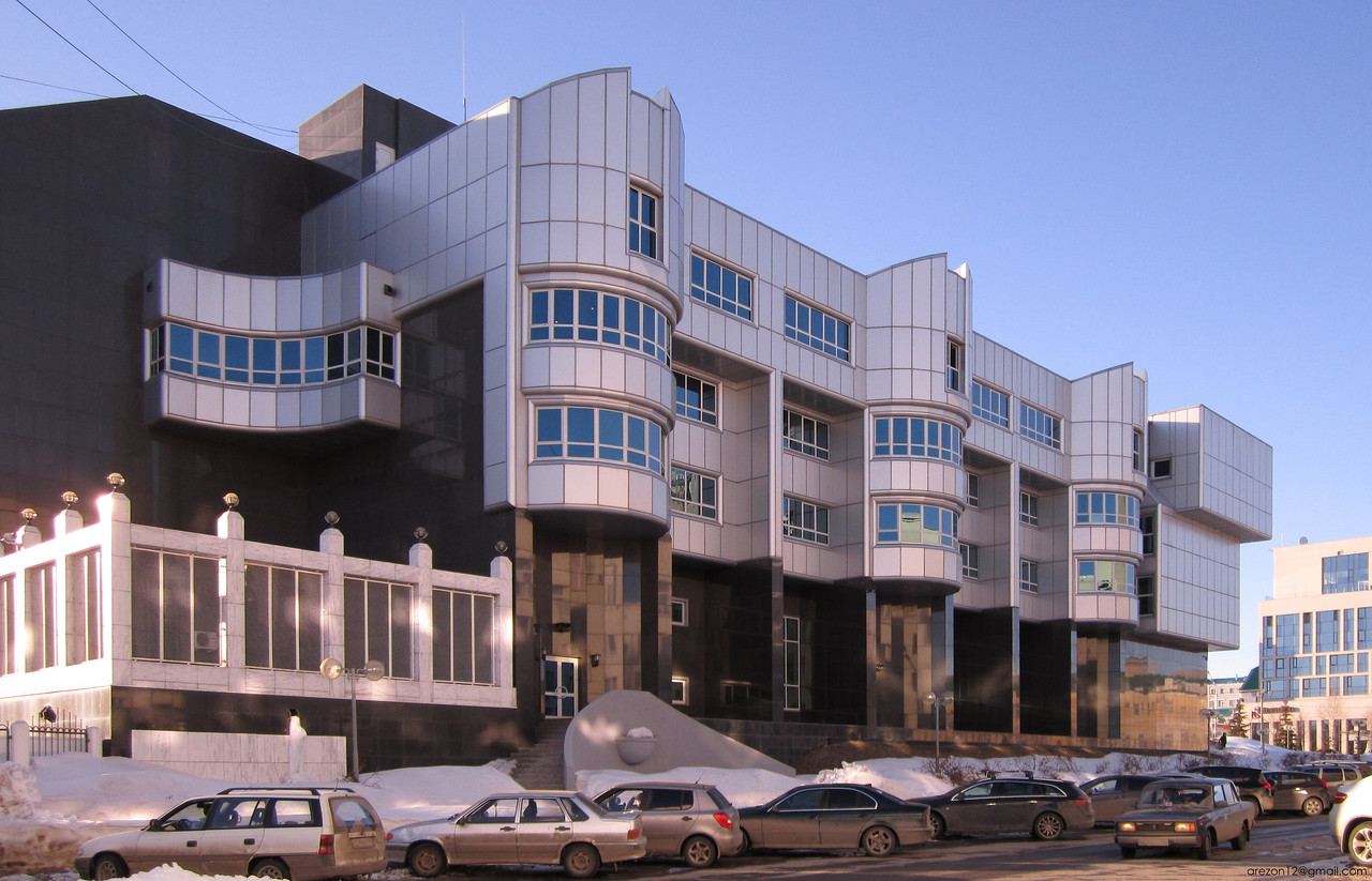 Уфа, Улица Заки Валиди, 42