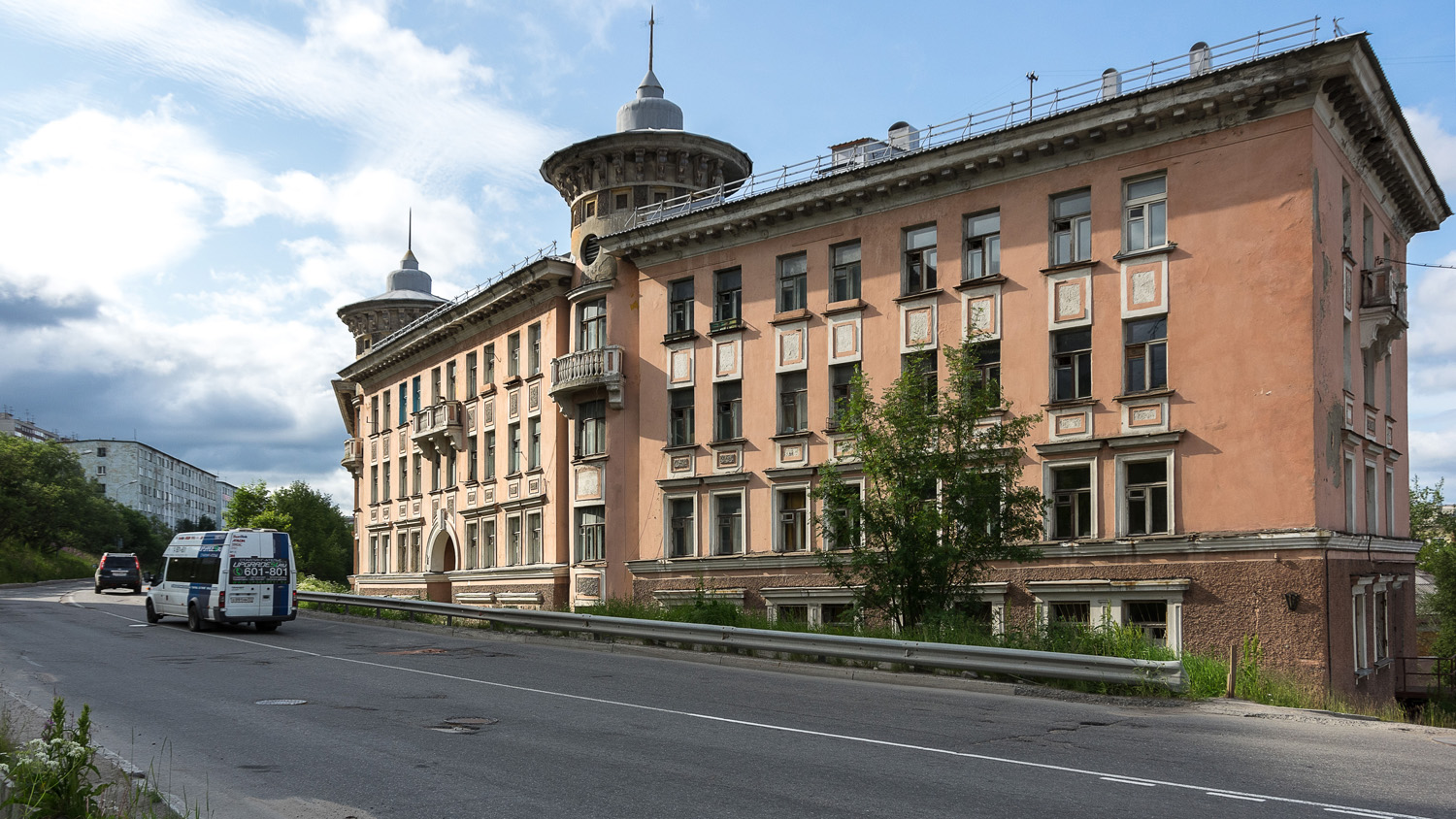 Мурманск, Улица Папанина, 30