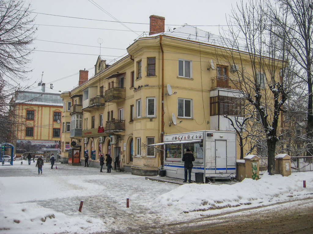Chernivtsi, Садовая улица, 3А