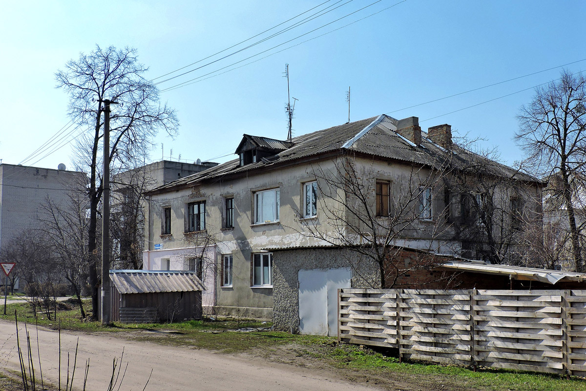 Балаклея, Улица Оксаны Петрусенко, 11 / Улица Гагарина, 15