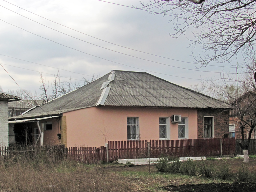 Попасная, Улица Циолковского, 40
