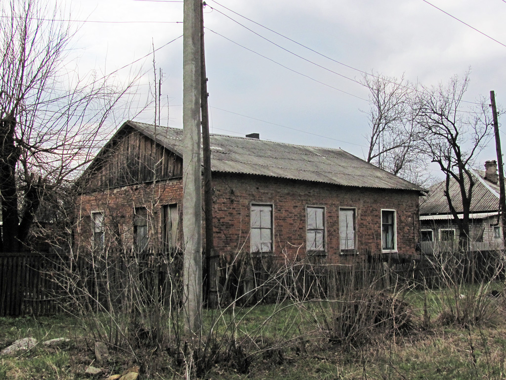 Попасная, Улица Циолковского, 38