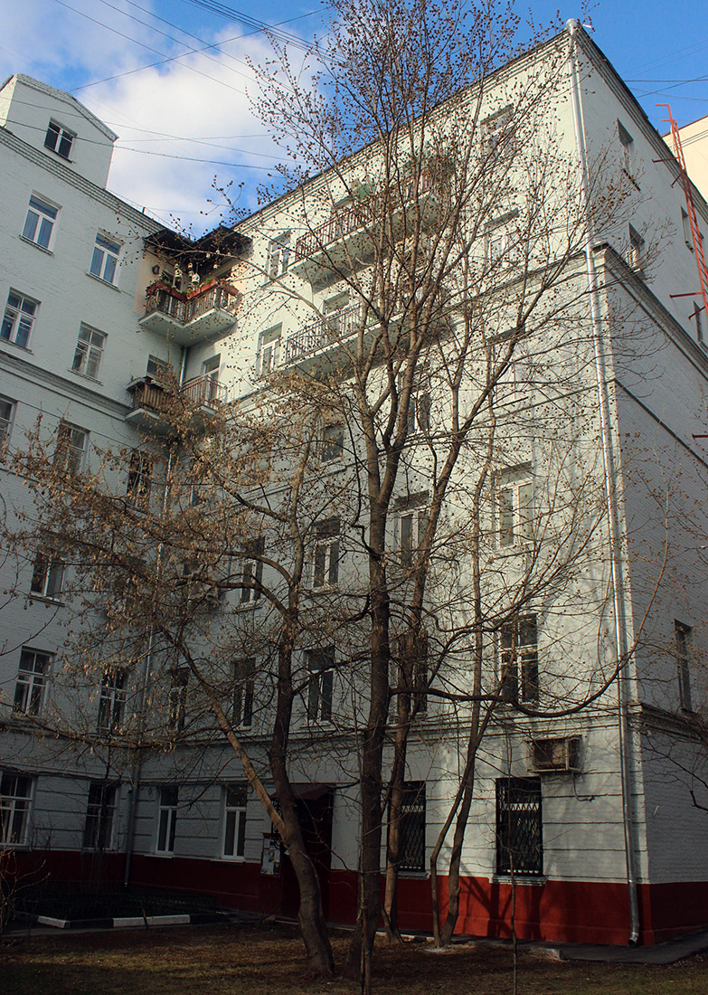 Масква, Малая Бронная улица, 16