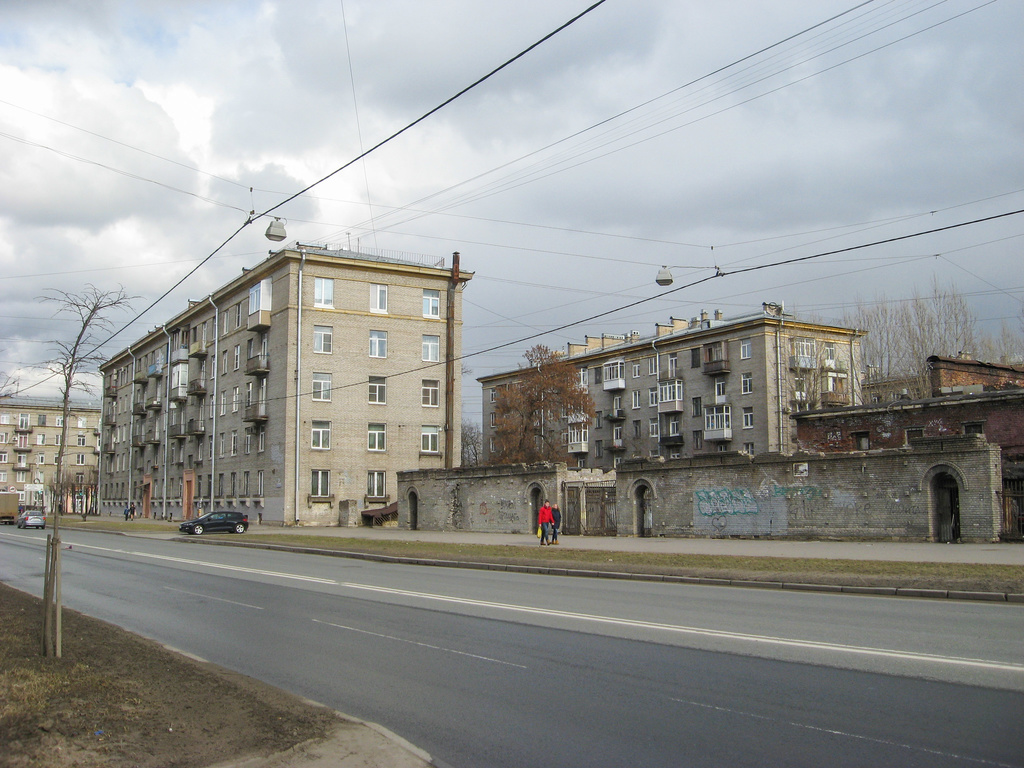 Sankt Petersburg, Улица Маршала Говорова, 3 / Улица Новостроек, 7; Улица Новостроек, 9