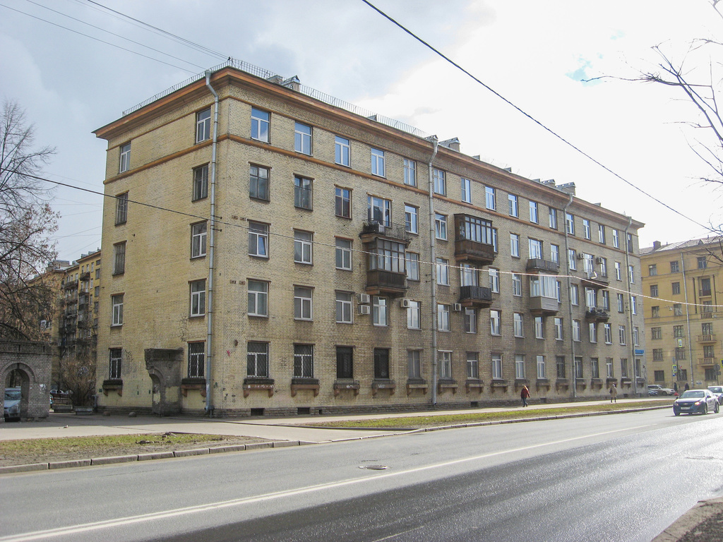 Санкт-Петербург, Краснопутиловская улица, 10