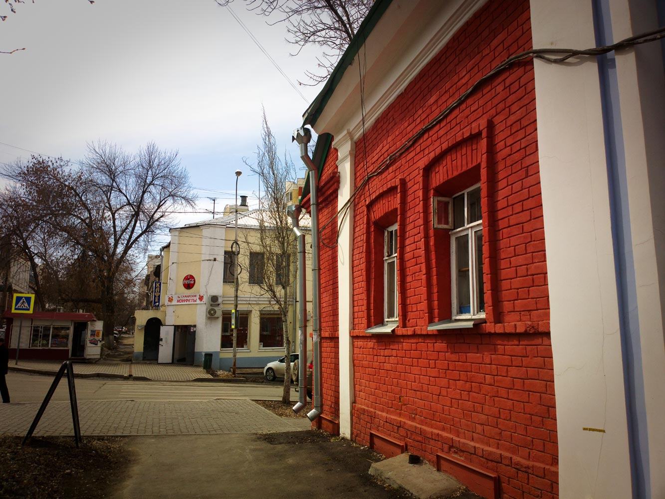 Самара, Улица Алексея Толстого, 114; Ленинградская улица, 5