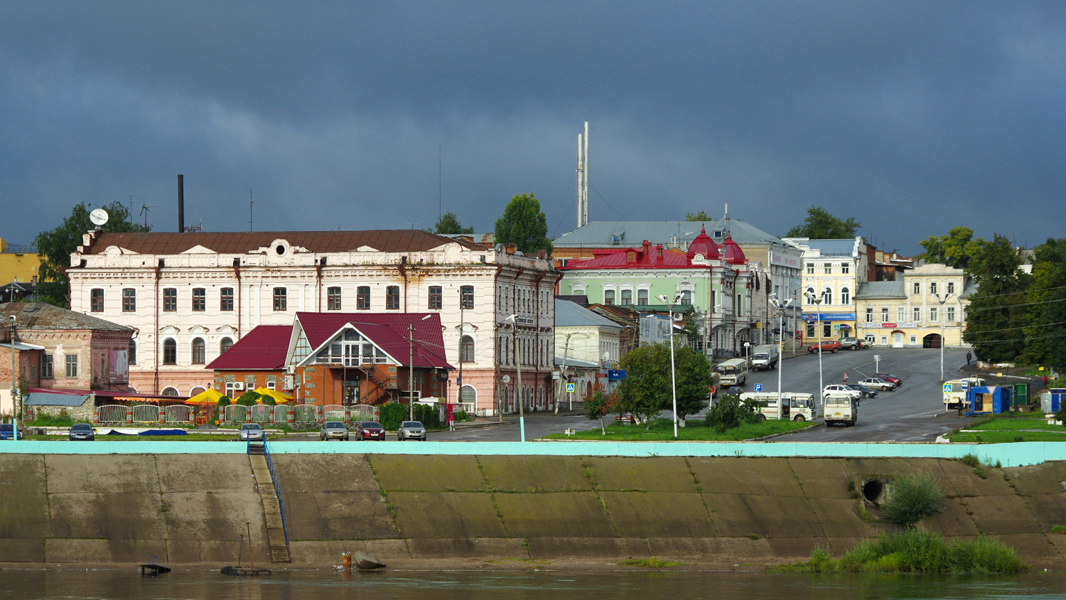 Сарапул, Улица Труда, 8