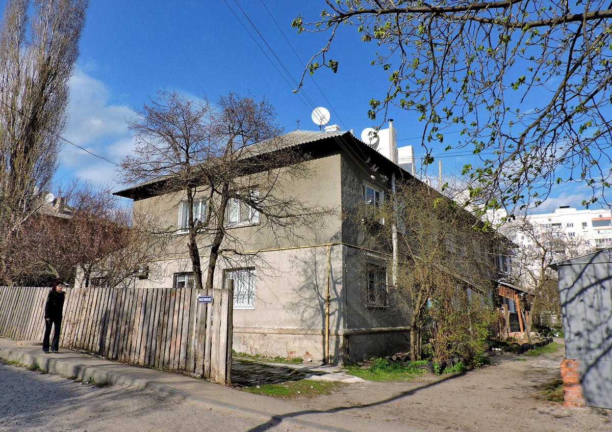 Харьков, Армейский въезд, 4