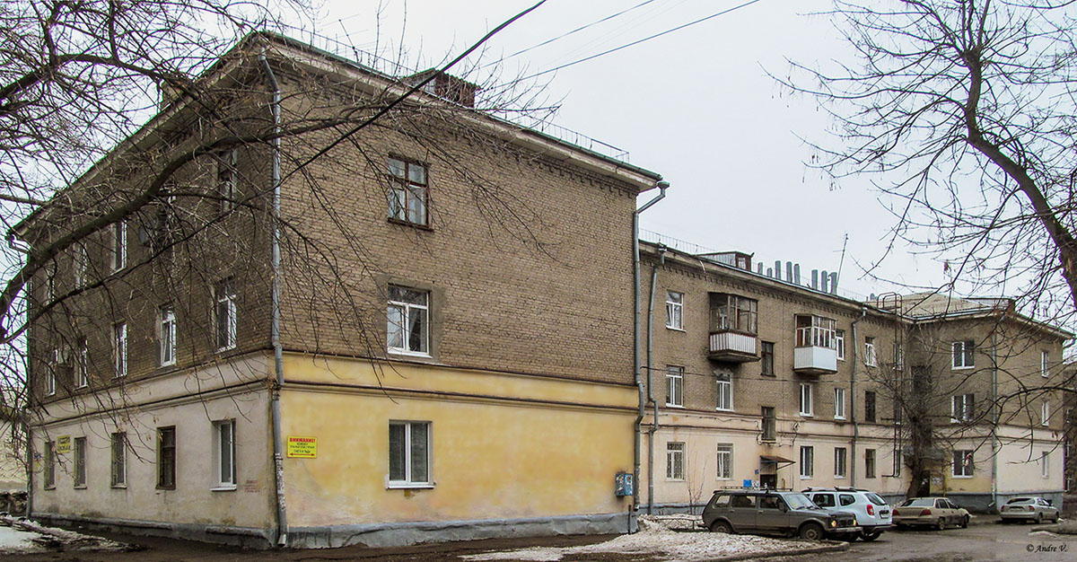 Уфа, Кольцевая улица, 92 / Улица Короленко, 10