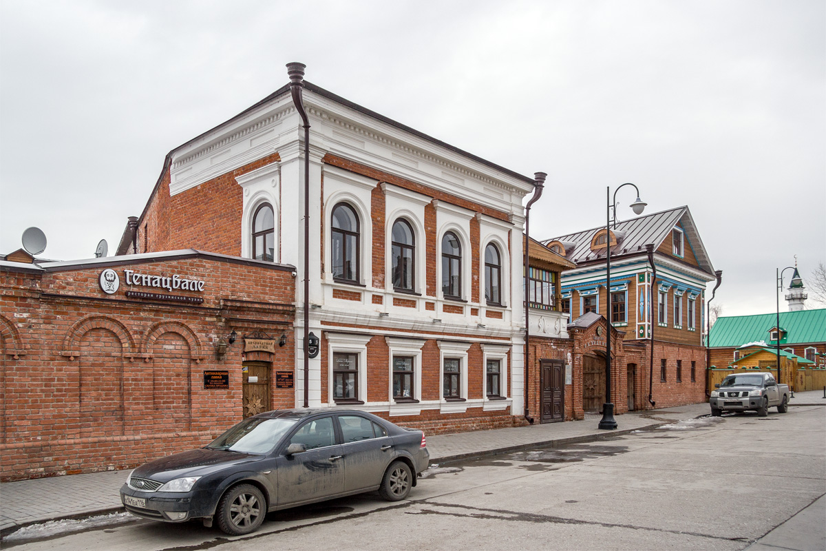 Казань, Улица Каюма Насыри, 5; Улица Каюма Насыри, 5А