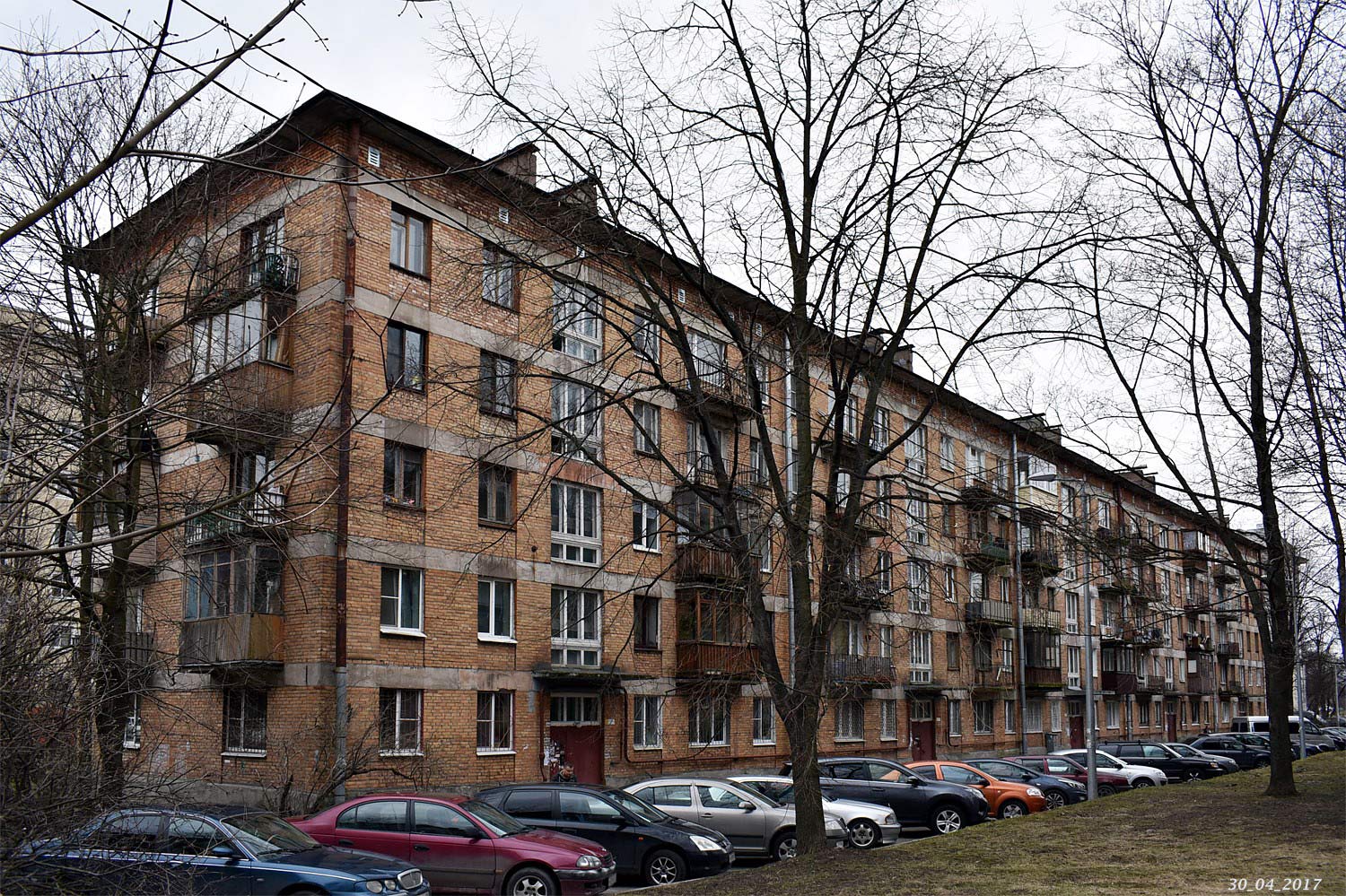 Санкт-Петербург, Октябрьская набережная, 76 корп. 2