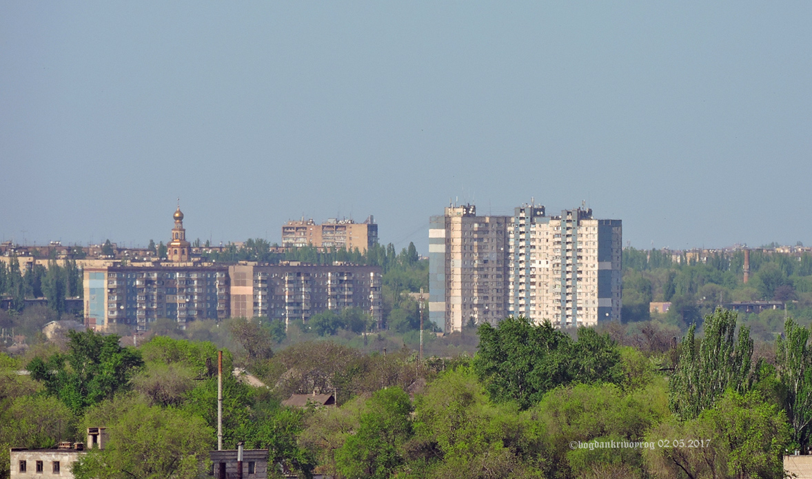 Кривой Рог, Улица Владимира Бызова, 24; Улица Владимира Бызова, 22 (п. 1-3); Улица Владимира Бызова, 22 (п. 4-6)